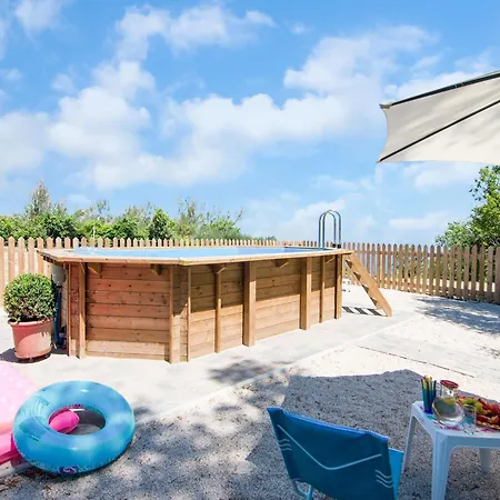 Enchanting Coastal With Views * ペザロ