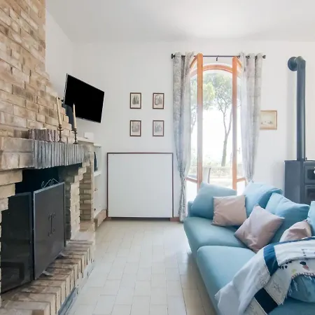 Holiday home Belvilla By Oyo Brezza Dal Mare