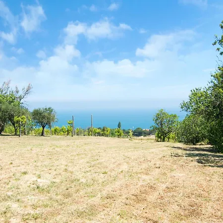 別荘 Enchanting Coastal With Views *